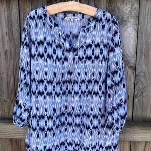 Ava Christine linen blend blouse